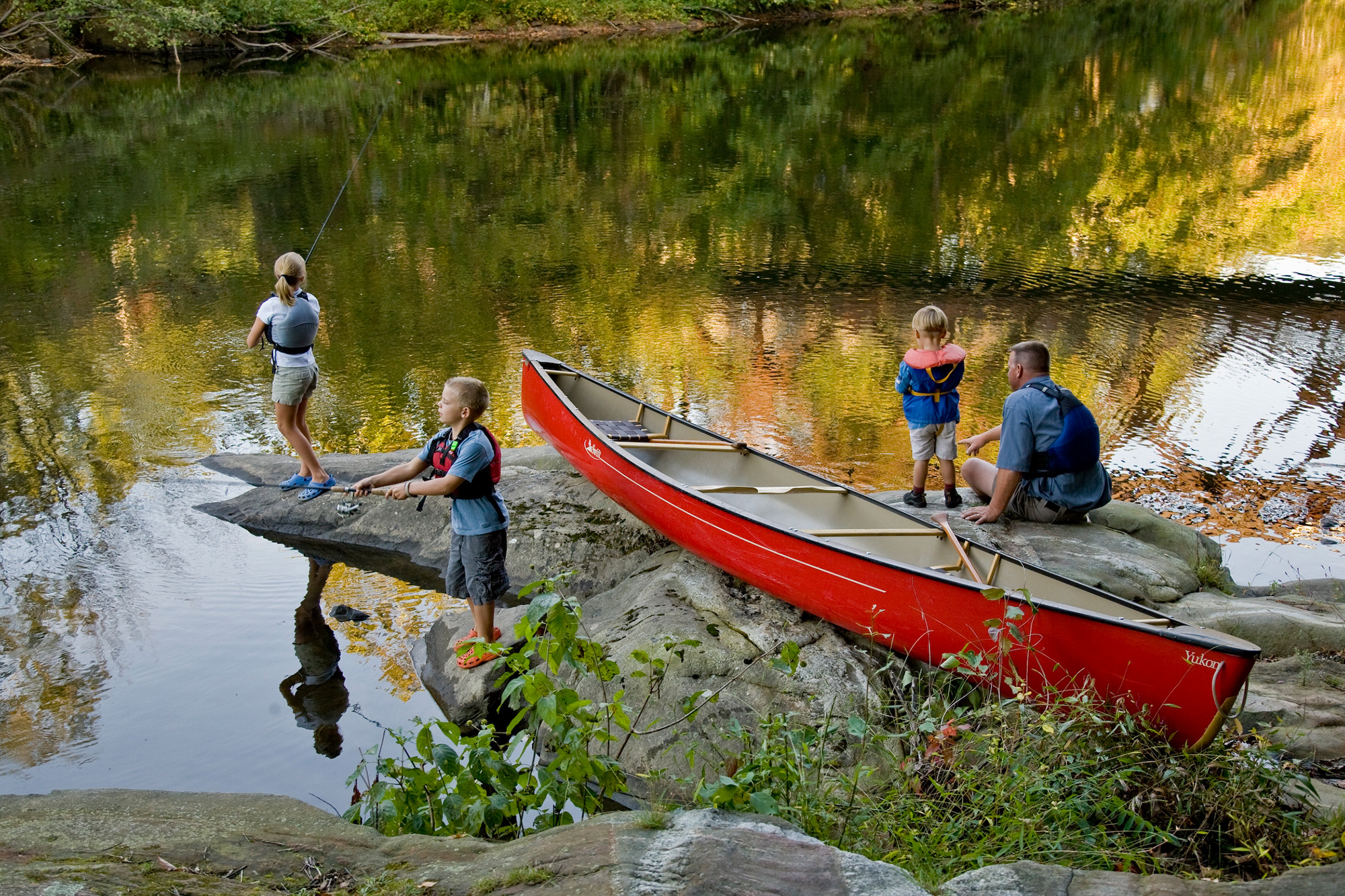 Collinsville Canoe & Kayak Visit CT