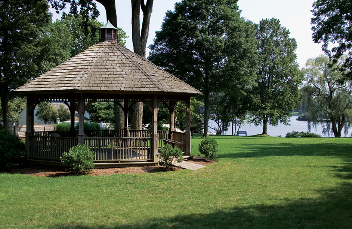 Town of Essex Visit CT