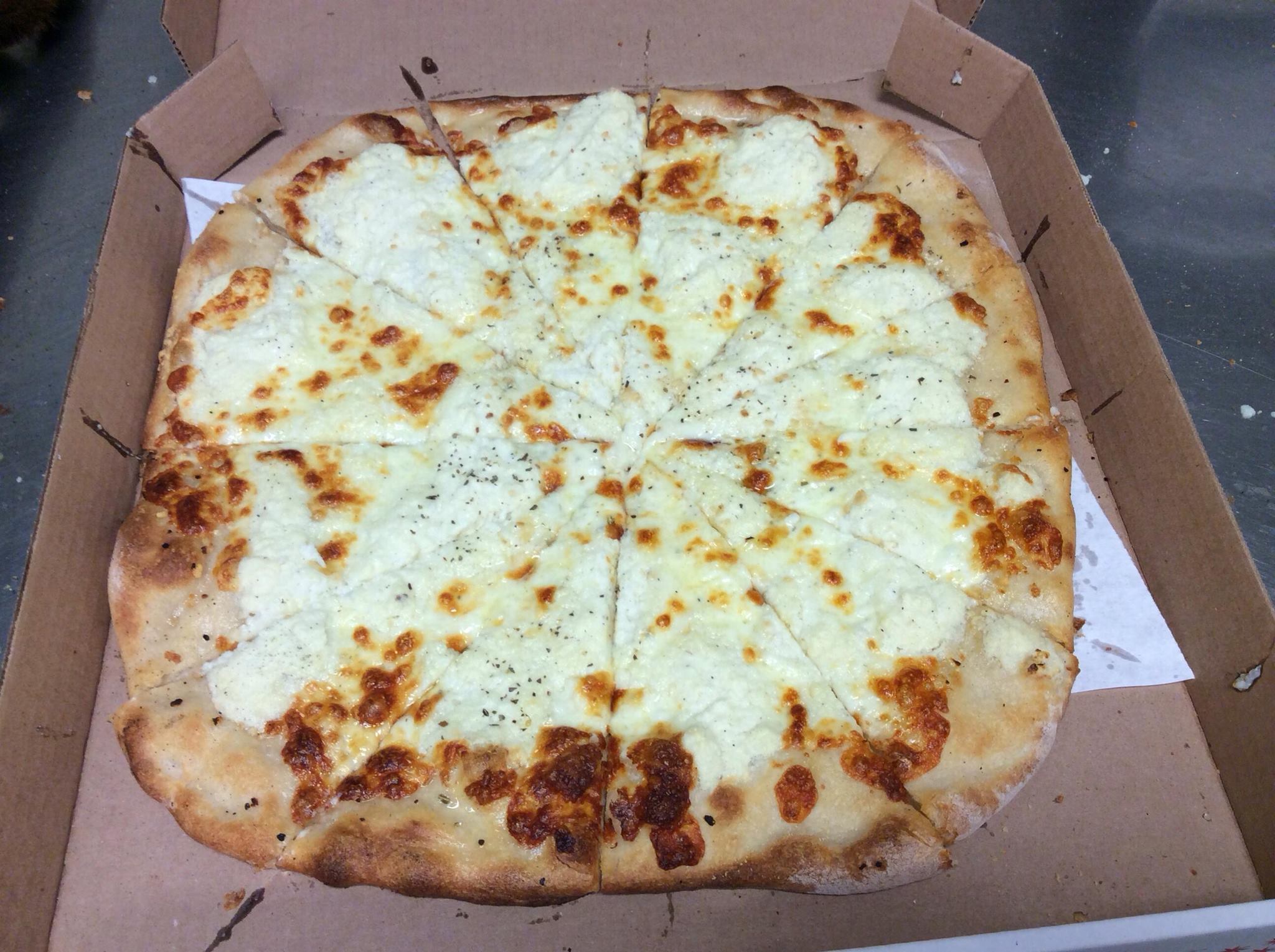 A Pizza Grande Deep River Where Culinary Delights Meet Community