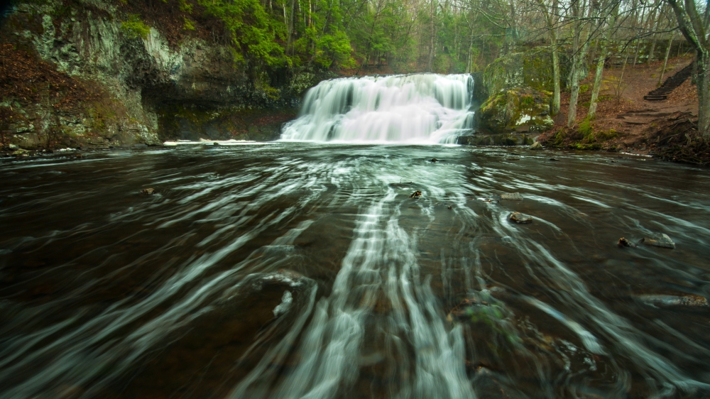 wadsworth falls