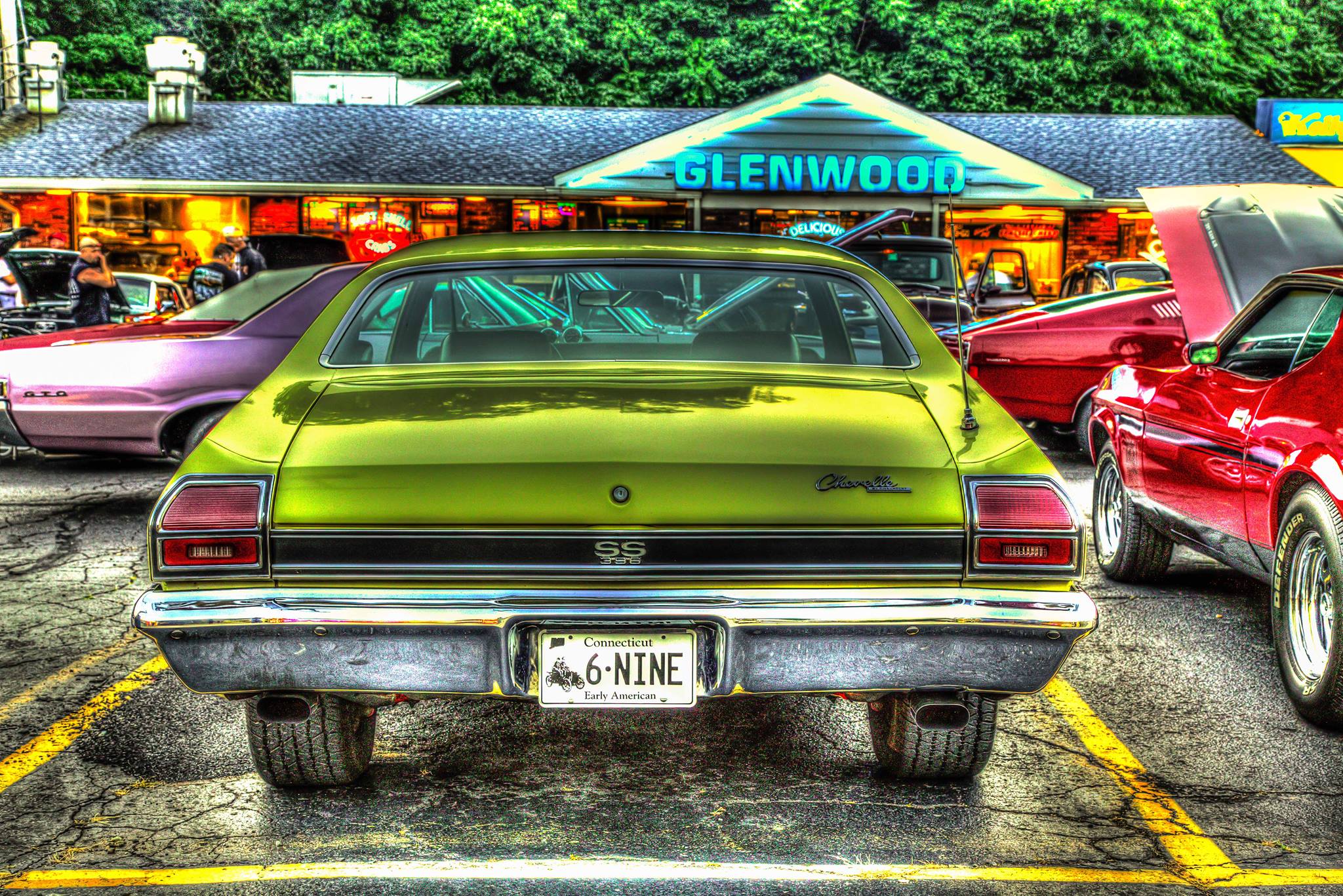 Glenwood Drive-In | Visit CT