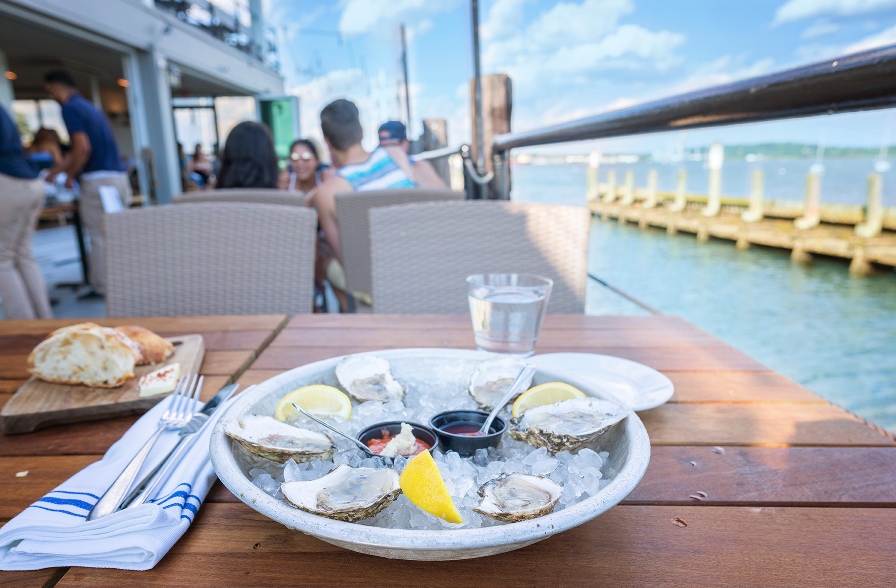 Shell & Bones Oyster Bar & Grill Visit CT
