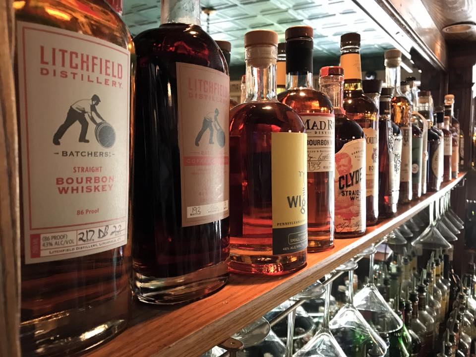 Archie Moore's Bar & Restaurant (New Haven) Visit CT