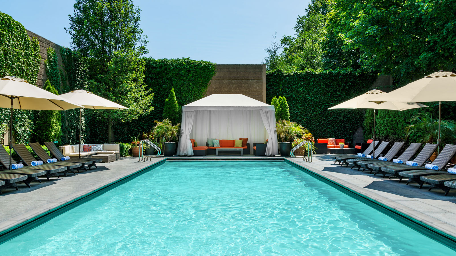 Luxury pool