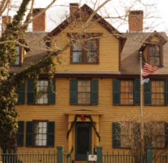 old houses to tour near me