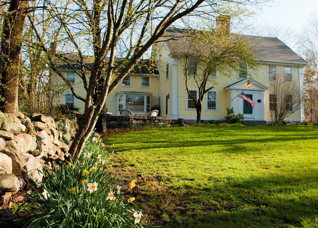 Stonecroft Country Inn Visit CT