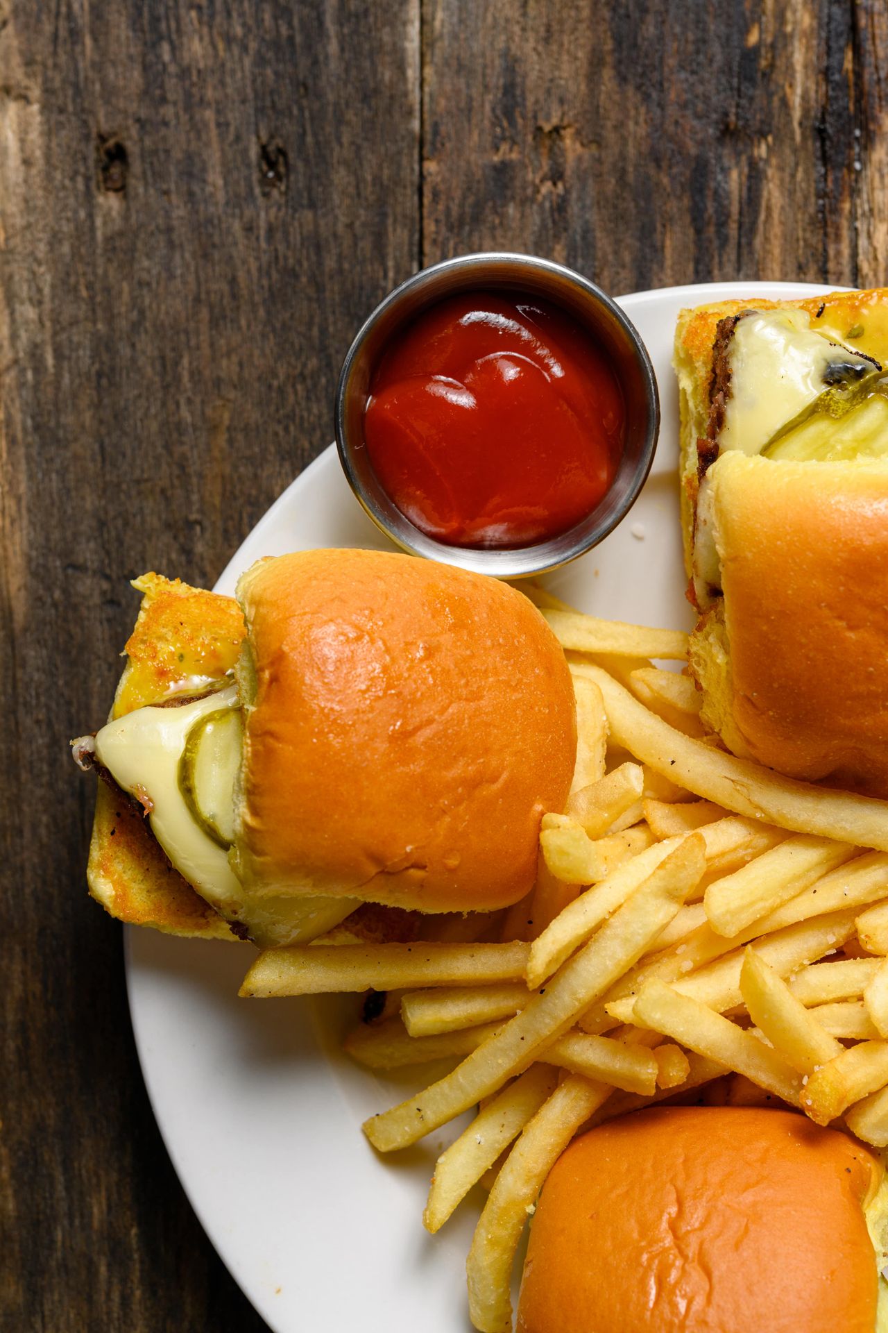 Woodn Tap (Newington) Visit CT